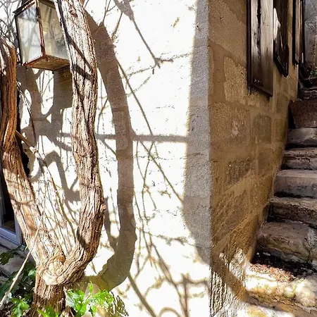 Vakantiehuis Bucolic Garden - Magical View - The Bohemian Life! *