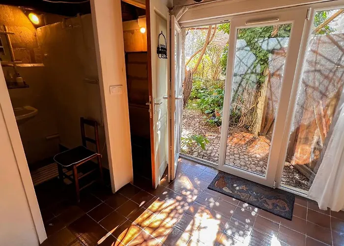 Bucolic Garden - Magical View - The Bohemian Life! *